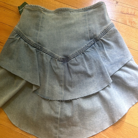 Jean skirt size small nwt $99 - Picture 5 of 6